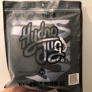 Black camo Hydrojug sleeve